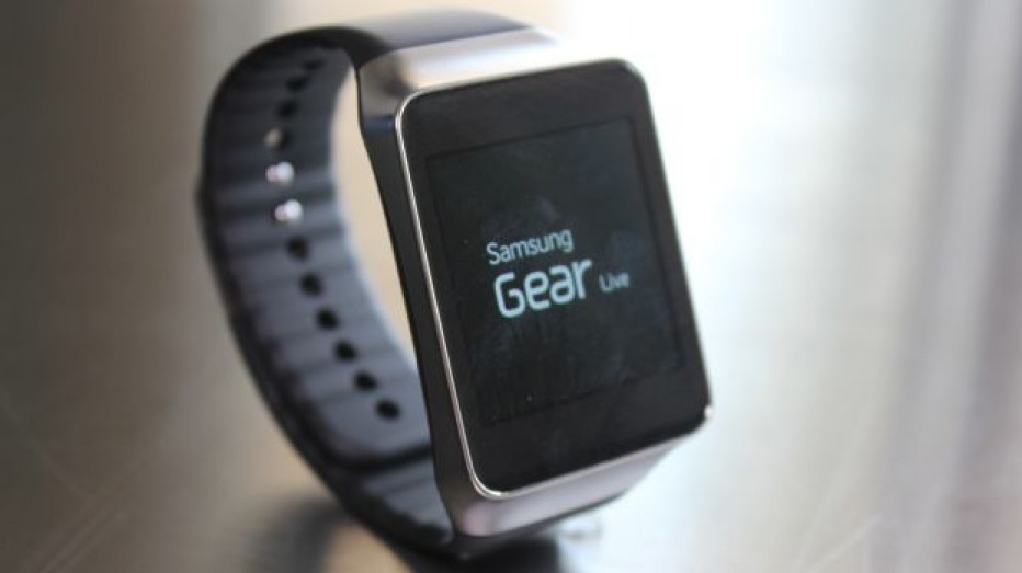 Samsung the Gear live, Smart watch with Super Amoled Touch screen